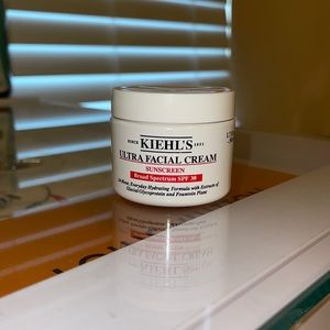 Kiehl’s Ultra Facial Cream With Sunscreen